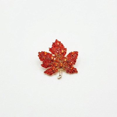 Kırmızı Akçaağaç Yaprağı Broş